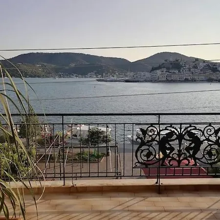 Apartment Suiteviewporos-luxury In Galatas (Poros)