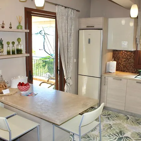 Lejlighed Suiteviewporos-luxury In Galatás