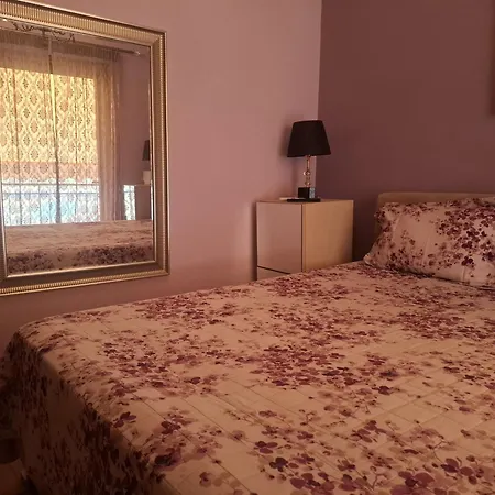 Suiteviewporos-luxury In Apartment