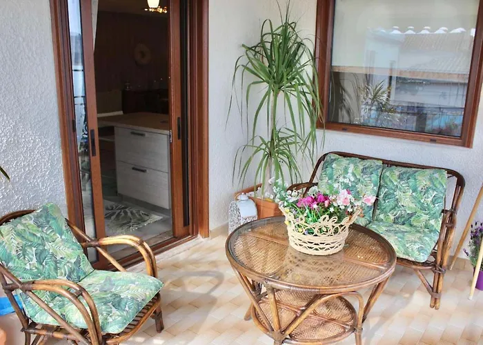 Suiteviewporos Apartmán